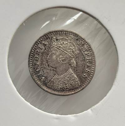 外国优质老铜币纪念币银币专场，周六晚上九点倒数截拍，满百包邮，节前出差在外，5月3日统一发货,可寄存半年，喜欢朋友微信扫描二维码可直接参拍 英属印度维多利亚女皇1894年2 安那银币，是英国殖民印度时期的货币，见证了维多利亚时代英属印度的殖民经济与帝国统治历史。