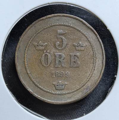 外国优质老铜币纪念币银币专场，周六晚上九点倒数截拍，满百包邮，节前出差在外，5月3日统一发货,可寄存半年，喜欢朋友微信扫描二维码可直接参拍 发行量少瑞典 - 挪威联盟1899年5 欧尔铜币，正面为国王奥斯卡二世的花押与联盟格言，见证了瑞挪联盟末期的经济体系与君主制。