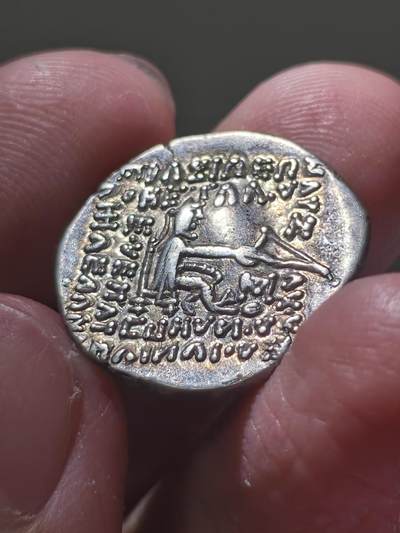 星盘世界钱币 5.2年度精品币大拍 一周年抽奖活动 少见美品！帕提亚帝国，米特拉达特斯三世1德拉克马银币，米特拉达卡特尼萨造币厂打制，流通较少，表面完美的米三，毕业级收藏品