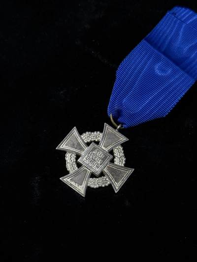 戎马世界章牌大赏第115期 德国二战公务员25年服役奖章