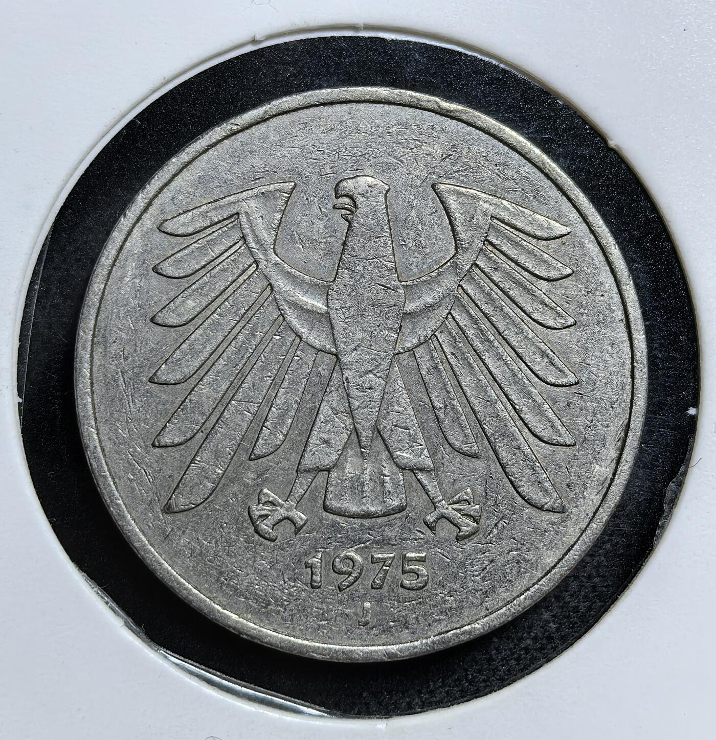 外国优质老铜币纪念币银币专场，周六晚上九点倒数截拍，满百包邮，节前出差在外，5月3日统一发货,可寄存半年，喜欢朋友微信扫描二维码可直接参拍