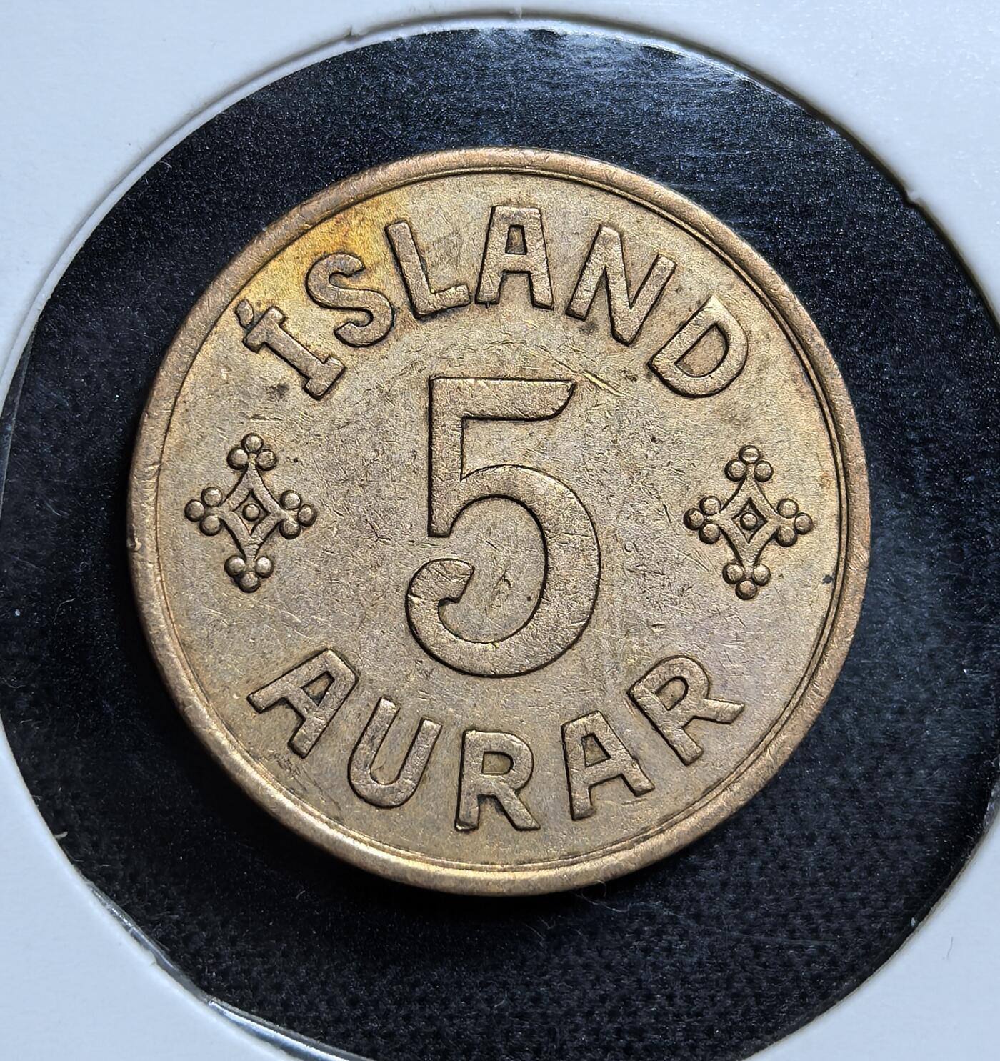 外国优质老铜币纪念币银币专场，周六晚上九点倒数截拍，满百包邮，节前出差在外，5月3日统一发货,可寄存半年，喜欢朋友微信扫描二维码可直接参拍