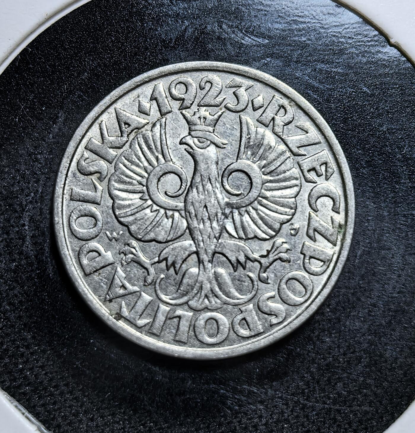 外国优质老铜币纪念币银币专场，周六晚上九点倒数截拍，满百包邮，节前出差在外，5月3日统一发货,可寄存半年，喜欢朋友微信扫描二维码可直接参拍