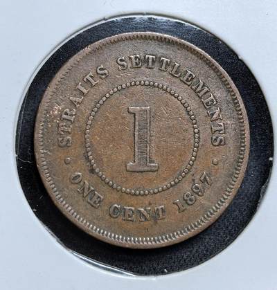 外国优质老铜币纪念币银币专场，周六晚上九点倒数截拍，满百包邮，节前出差在外，5月3日统一发货,可寄存半年，喜欢朋友微信扫描二维码可直接参拍 英属海峡殖民地（今新马一带）1897 年1 分铜币。正面为维多利亚女王像，背面标注 “STRAITS SETTLEMENTS ONE CENT”，是英国殖民时期东南亚贸易与货币体系的重要见证。