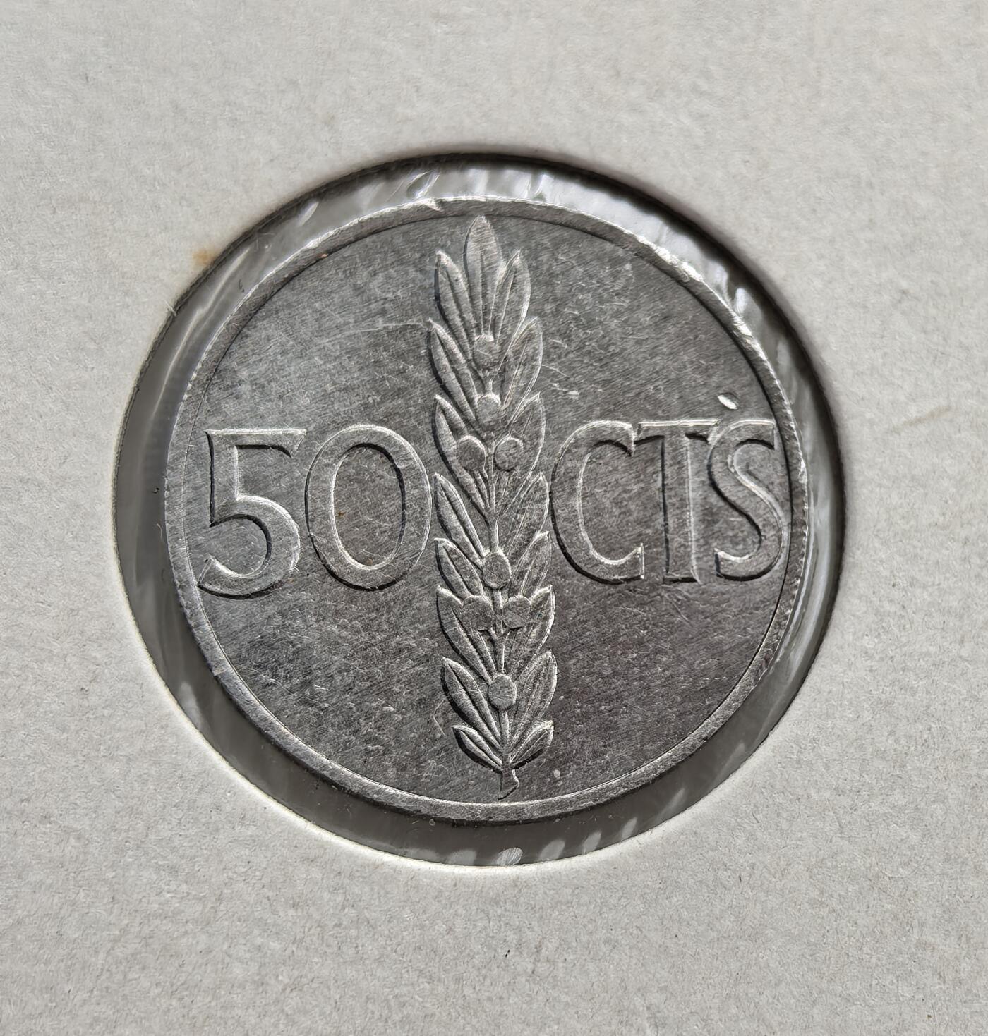 外国优质老铜币纪念币银币专场，周六晚上九点倒数截拍，满百包邮，节前出差在外，5月3日统一发货,可寄存半年，喜欢朋友微信扫描二维码可直接参拍