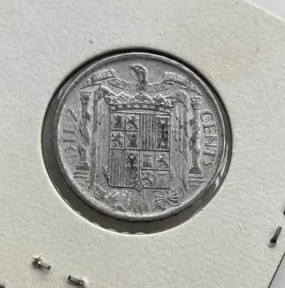 外国优质老铜币纪念币银币专场，周六晚上九点倒数截拍，满百包邮，节前出差在外，5月3日统一发货,可寄存半年，喜欢朋友微信扫描二维码可直接参拍 欧洲老藏家币藏-西班牙佛朗哥独裁时期 1953年堂吉诃德骑士10 分，以堂吉诃德骑士形象为主题，是战后恢复阶段流通的低面值辅币。