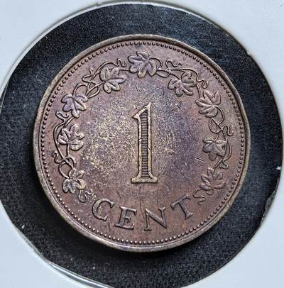 外国优质老铜币纪念币银币专场，周六晚上九点倒数截拍，满百包邮，节前出差在外，5月3日统一发货,可寄存半年，喜欢朋友微信扫描二维码可直接参拍 马耳他1972 年乔治十字乔治十字壹分铜币，正面的乔治十字是英国授予的乔治十字，象征马耳他二战中的英勇，是其独立后仍保留历史印记的早期流通货币。