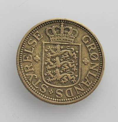 外国优质老铜币纪念币银币专场，周六晚上九点倒数截拍，满百包邮，节前出差在外，5月3日统一发货,可寄存半年，喜欢朋友微信扫描二维码可直接参拍 丹麦属地格陵兰自治政府1926 年50欧尔铜币，币面的北极熊和丹麦王室盾徽，见证了丹麦对格陵兰的殖民统治与地方货币体系。