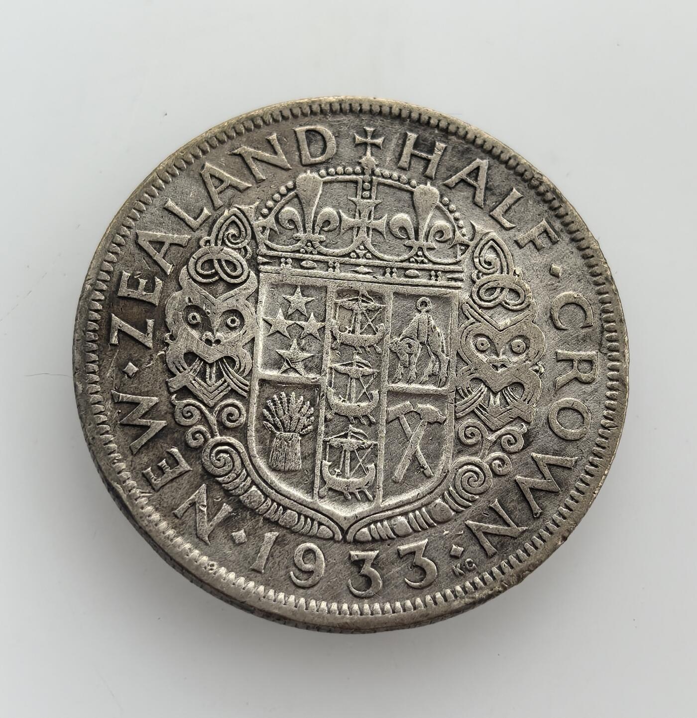 外国优质老铜币纪念币银币专场，周六晚上九点倒数截拍，满百包邮，节前出差在外，5月3日统一发货,可寄存半年，喜欢朋友微信扫描二维码可直接参拍