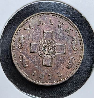 外国优质老铜币纪念币银币专场，周六晚上九点倒数截拍，满百包邮，节前出差在外，5月3日统一发货,可寄存半年，喜欢朋友微信扫描二维码可直接参拍 马耳他1972 年乔治十字乔治十字壹分铜币，正面的乔治十字是英国授予的乔治十字，象征马耳他二战中的英勇，是其独立后仍保留历史印记的早期流通货币。