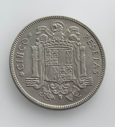 外国优质老铜币纪念币银币专场，周六晚上九点倒数截拍，满百包邮，节前出差在外，5月3日统一发货,可寄存半年，喜欢朋友微信扫描二维码可直接参拍 少见大面值欧洲老藏家币藏-西班牙佛朗哥独裁时期 1949年5 比塞塔镍币，正面为佛朗哥头像，背面饰国徽，是战后西班牙封闭经济阶段的流通货币。