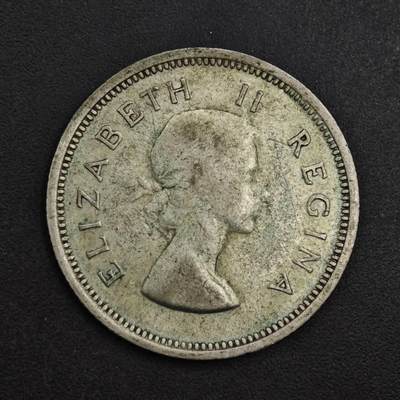 【淘币小摊】实时拍第八百九十八拍   小银币场    每周一统一发货 南非1956年伊丽莎白二世一先令银币