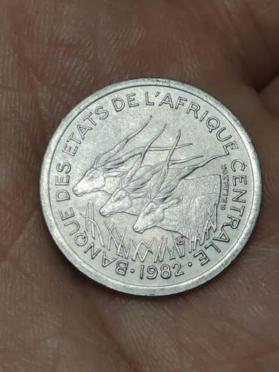 2026年第四十八场(总第二百一十七场）外国好品散币场(免佣金) 中非国家联盟1982年1法郎(第一套，Dolphin –海豚标)