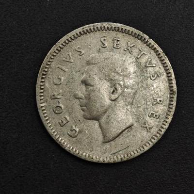 【淘币小摊】实时拍第八百九十八拍   小银币场    每周一统一发货 南非1948年乔治六世3便士银币