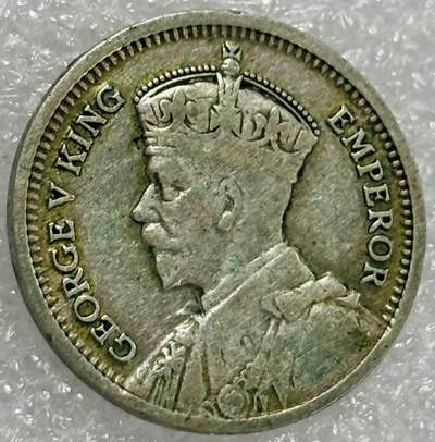 文馨钱币收藏第 302 场，国外回流老铜币，中东阿拉伯地区，拉美等国货币，30 号 1 号二连拍，长期接代拍业务，预计 4 月 4-5 号发货 1934 年英属新西兰乔治五世 3 便士银币，1.4 克 500 银