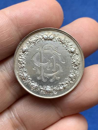 《竞宝斋》第485场 周日，周一，周二 3场连拍 （全场包邮）20级店铺 欢迎送拍 法国婚姻与爱情纪念银章，10.59g，27.8mm，丰饶角边铭