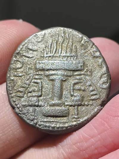 星盘世界钱币 5.2年度精品币大拍 一周年抽奖活动 少见精品！阿达希尔一世4德拉克马银币，品相非常不错，打制居中，阿达西尔一世是萨珊帝国开国之君，公元224—242年在位，非常出名的品种，最近也很热门