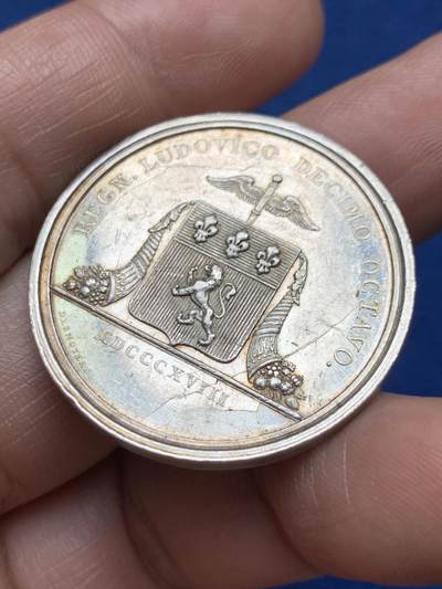 《竞宝斋》第485场 周日，周一，周二 3场连拍 （全场包邮）20级店铺 欢迎送拍 法国里昂工业法庭银质代币，14.85g，33.5mm，早期无边铭，边有轻磕