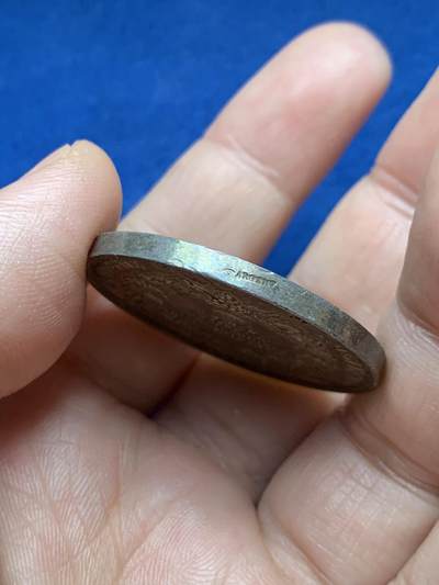 《竞宝斋》第485场 周日，周一，周二 3场连拍 （全场包邮）20级店铺 欢迎送拍 法国金匠、镀金镀银公司银质代币，23.28g，36mm，手指边铭