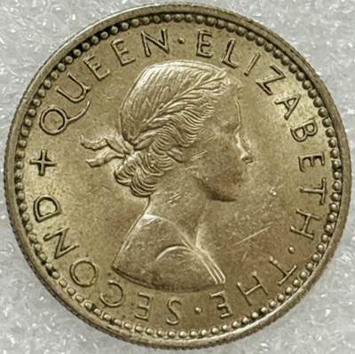 文馨钱币收藏第 302 场，国外回流老铜币，中东阿拉伯地区，拉美等国货币，30 号 1 号二连拍，长期接代拍业务，预计 4 月 4-5 号发货 带光好品 1963 年英属新西兰 6 便士