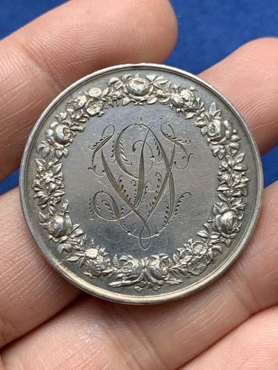 《竞宝斋》第485场 周日，周一，周二 3场连拍 （全场包邮）20级店铺 欢迎送拍 法国婚姻与爱情纪念银章，22g，36.8mm，蜜蜂边铭