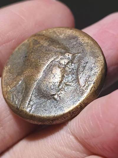 星盘世界钱币 5.2年度精品币大拍 一周年抽奖活动 传世精品！19.2g超大，本都王国米特拉达梯六世大铜币，埃米索斯铸造，正面人物头戴风帽，背面是箭筒和城名AMIΣoY ，品相及其漂亮熟美，温润黄亮手感厚重