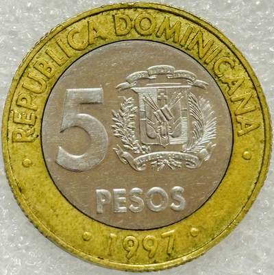 文馨钱币收藏第 302 场，国外回流老铜币，中东阿拉伯地区，拉美等国货币，30 号 1 号二连拍，长期接代拍业务，预计 4 月 4-5 号发货 多米尼加5比索1997年版双色纪念币 