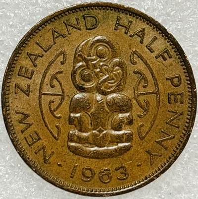 文馨钱币收藏第 302 场，国外回流老铜币，中东阿拉伯地区，拉美等国货币，30 号 1 号二连拍，长期接代拍业务，预计 4 月 4-5 号发货 好品 1963 年英属新西兰半便士铜币