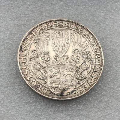 世界钱币专场拍卖 每周二开拍 1927年德国兴登堡80大寿5马克币章