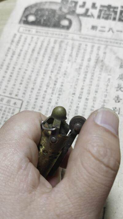 勋章徽章奖章纪念章杂项拍卖 抗战铜制子弹头火机