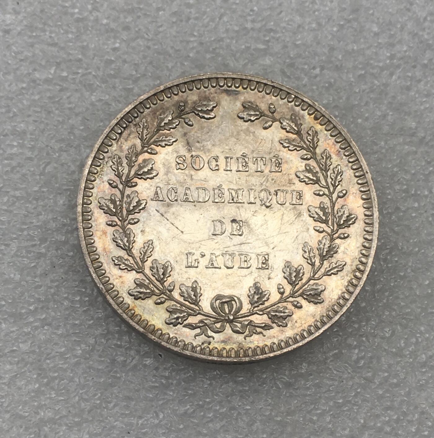 世界钱币专场拍卖 每周二开拍