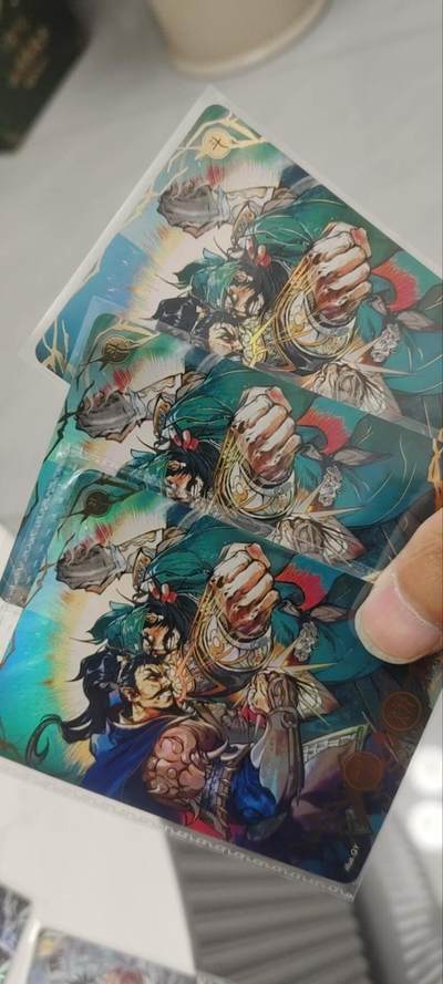 秋原瞳的小店第四十三期——年中大促！！！捡漏进货来！！！ 卡游三国32张对决卡，最后一批散货，关羽极多