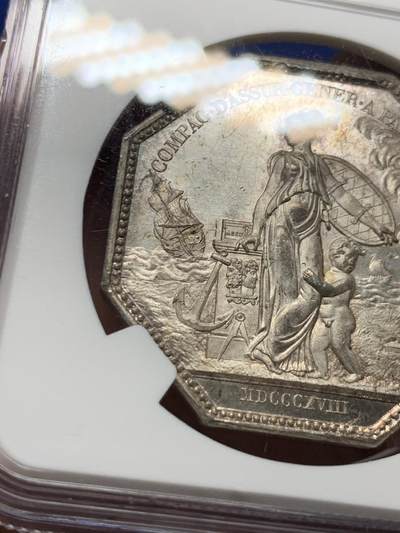 《竞宝斋》第485场 周日，周一，周二 3场连拍 （全场包邮）20级店铺 欢迎送拍 NGC MS63 法国路易十八头像综合保险公司八角银质代币，带珠圈早期无边铭版本