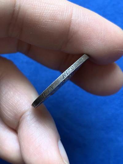 《竞宝斋》第485场 周日，周一，周二 3场连拍 （全场包邮）20级店铺 欢迎送拍 法国婚礼纪念银章，9.9g，27.4mm，油灯银标，1872年使用刻字。