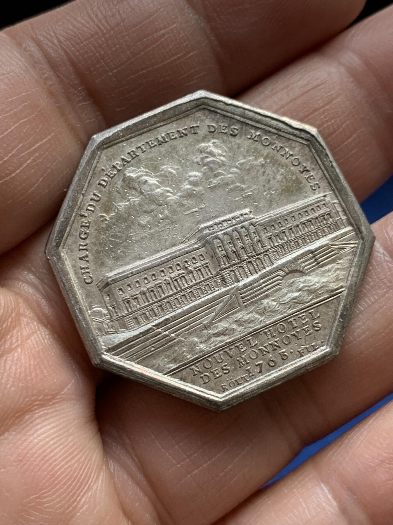 《竞宝斋》第485场 周日，周一，周二 3场连拍 （全场包邮）20级店铺 欢迎送拍