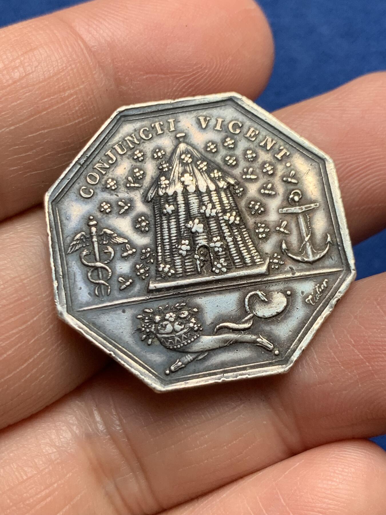 《竞宝斋》第485场 周日，周一，周二 3场连拍 （全场包邮）20级店铺 欢迎送拍