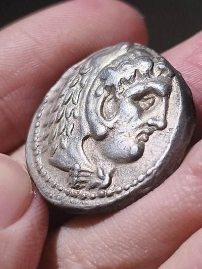 星盘世界钱币 5.2年度精品币大拍 一周年抽奖活动 典藏精品！古希腊-塞琉古帝国 四德拉克马银币，公元前215–200年 亚历山大三世（大帝）制式。 正面：赫拉克勒斯头像向右 铭文塞琉古 美索不达米亚-底格里斯河的塞琉西亚城造币