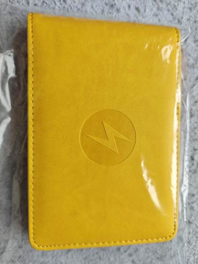 【随心含颖卡拍58期】卡游/集卡社/卡卡沃 抽卡机专场拍卖【无佣金】 卡游 宝可梦皮质2宫卡册一个 可以装64张卡 质量超级好