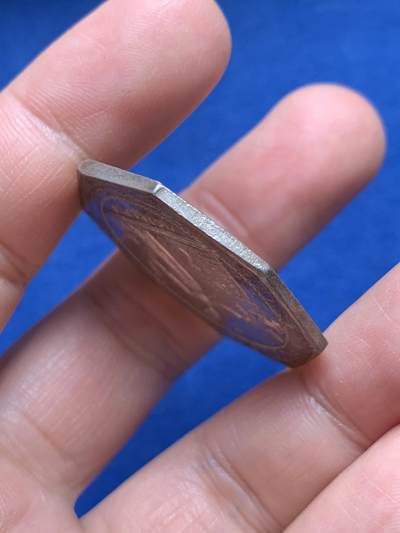 《竞宝斋》第485场 周日，周一，周二 3场连拍 （全场包邮）20级店铺 欢迎送拍 法国八角银章，信贷机构、商业贴现银行，17.47g，34.2mm，早期无边铭