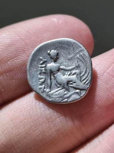 星盘世界钱币 5.2年度精品币大拍 一周年抽奖活动 古希腊 水泽仙女银币 埃维亚岛 西斯提娅城造 公元前196-146年 面值2/3德拉克马。十分优雅，值得收藏