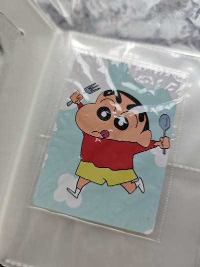 【随心含颖卡拍58期】卡游/集卡社/卡卡沃 抽卡机专场拍卖【无佣金】 卡游 小新卡册一个里面是一张卡 时间久了有点点灰