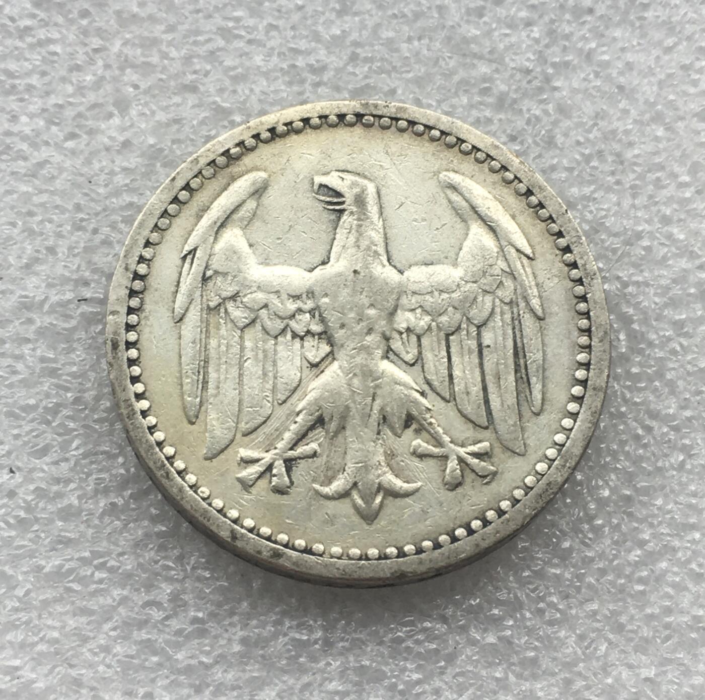 世界钱币专场拍卖 每周二开拍