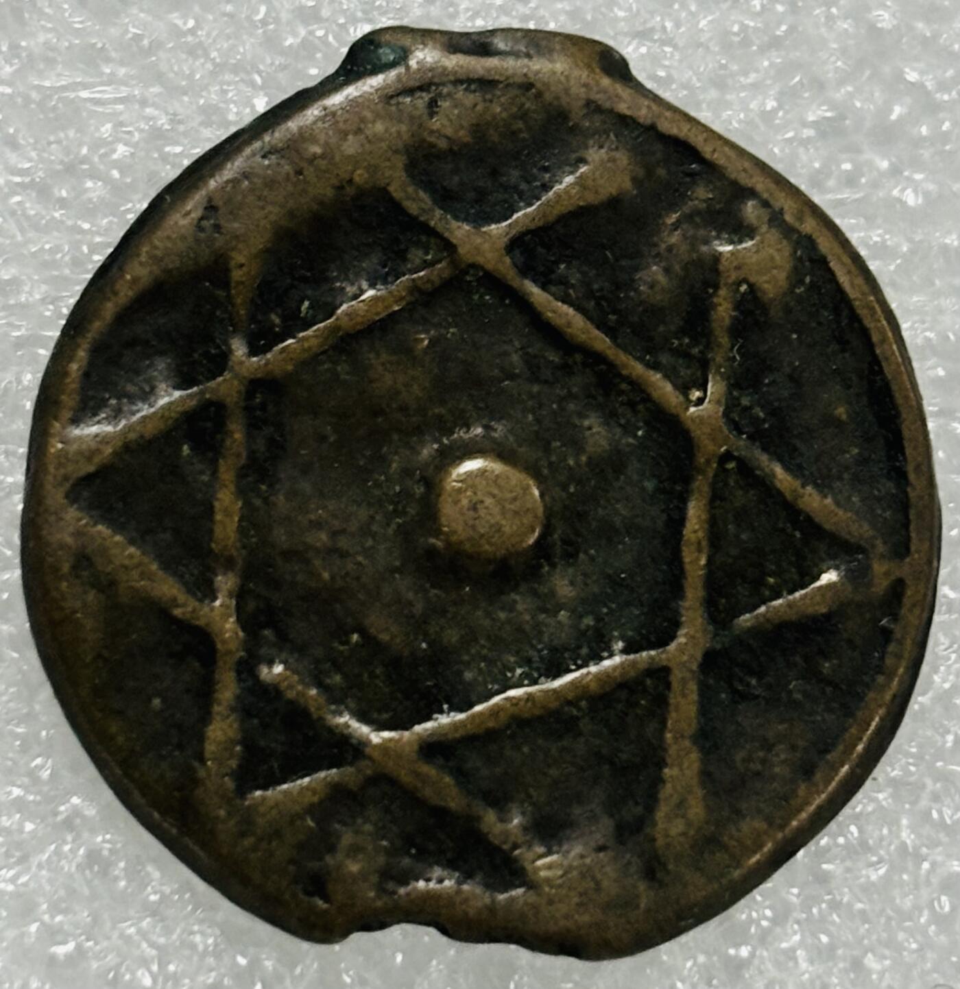 文馨钱币收藏第 302 场，国外回流老铜币，中东阿拉伯地区，拉美等国货币，30 号 1 号二连拍，长期接代拍业务，预计 4 月 4-5 号发货