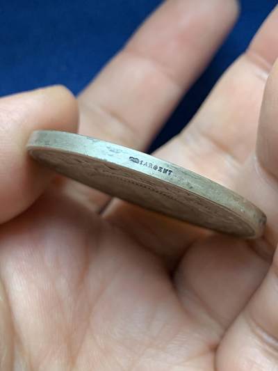 《竞宝斋》第485场 周日，周一，周二 3场连拍 （全场包邮）20级店铺 欢迎送拍 法国射击比赛纪念银章 37.75克 41mm 丰饶角1银标