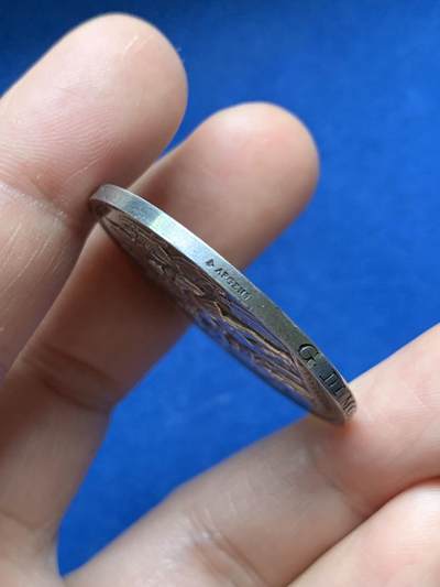 《竞宝斋》第485场 周日，周一，周二 3场连拍 （全场包邮）20级店铺 欢迎送拍 法国婚姻与爱情纪念银章，22g，36.8mm，蜜蜂边铭