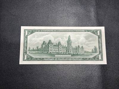 《外钞收藏家》第六百三十一期（五一假期场）（长期征集拍品、欢迎藏友们联系合作） 1967年加拿大风景版1加元 纪念钞 全新UNC