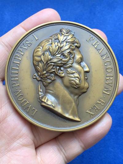 《竞宝斋》第485场 周日，周一，周二 3场连拍 （全场包邮）20级店铺 欢迎送拍 法国路易斯菲利普一世博洛尼亚柱纪念大铜章 159.7克 67.5mm 丰饶角铜标