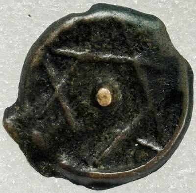 文馨钱币收藏第 302 场，国外回流老铜币，中东阿拉伯地区，拉美等国货币，30 号 1 号二连拍，长期接代拍业务，预计 4 月 4-5 号发货 摩洛哥五星打制铜币