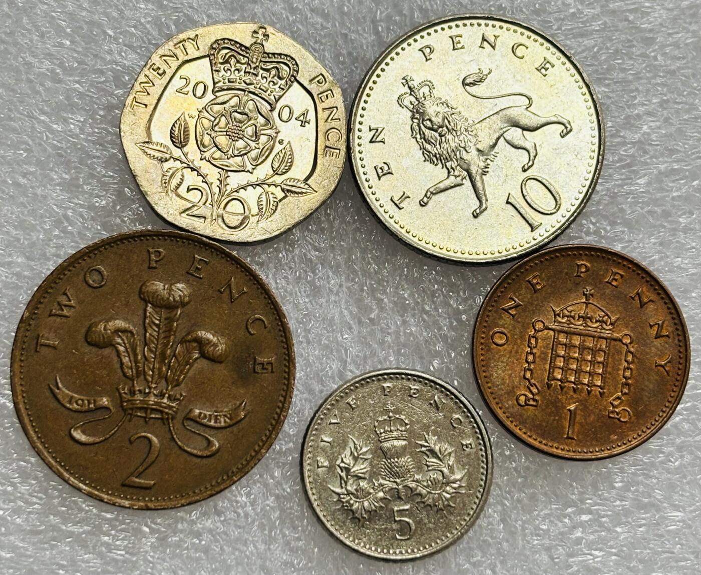 文馨钱币收藏第 302 场，国外回流老铜币，中东阿拉伯地区，拉美等国货币，30 号 1 号二连拍，长期接代拍业务，预计 4 月 4-5 号发货