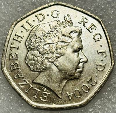 文馨钱币收藏第 302 场，国外回流老铜币，中东阿拉伯地区，拉美等国货币，30 号 1 号二连拍，长期接代拍业务，预计 4 月 4-5 号发货 好品英国2004年50便士 雅典奥运会田径纪念币 